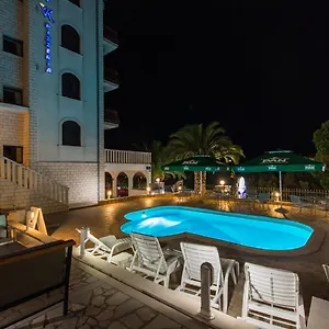 https://villa-katarina.hotels-in-trogir.com