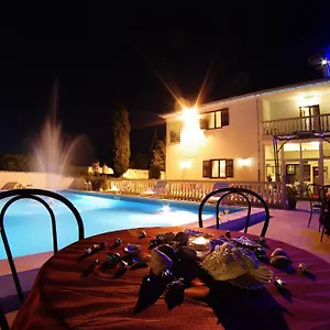 https://hotel-aurora.pula-hotels.org