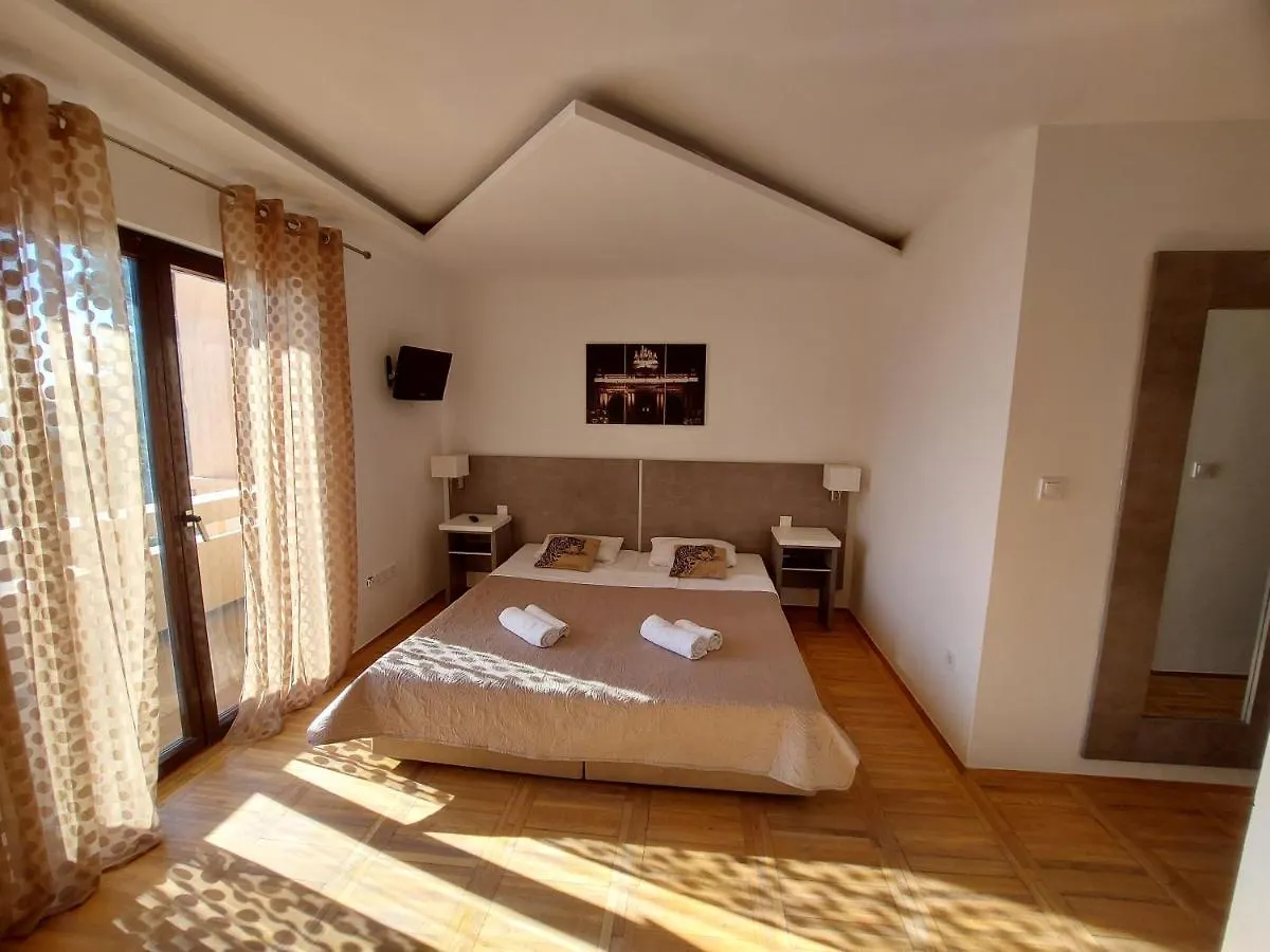 Apartman Villa Matea - Vir