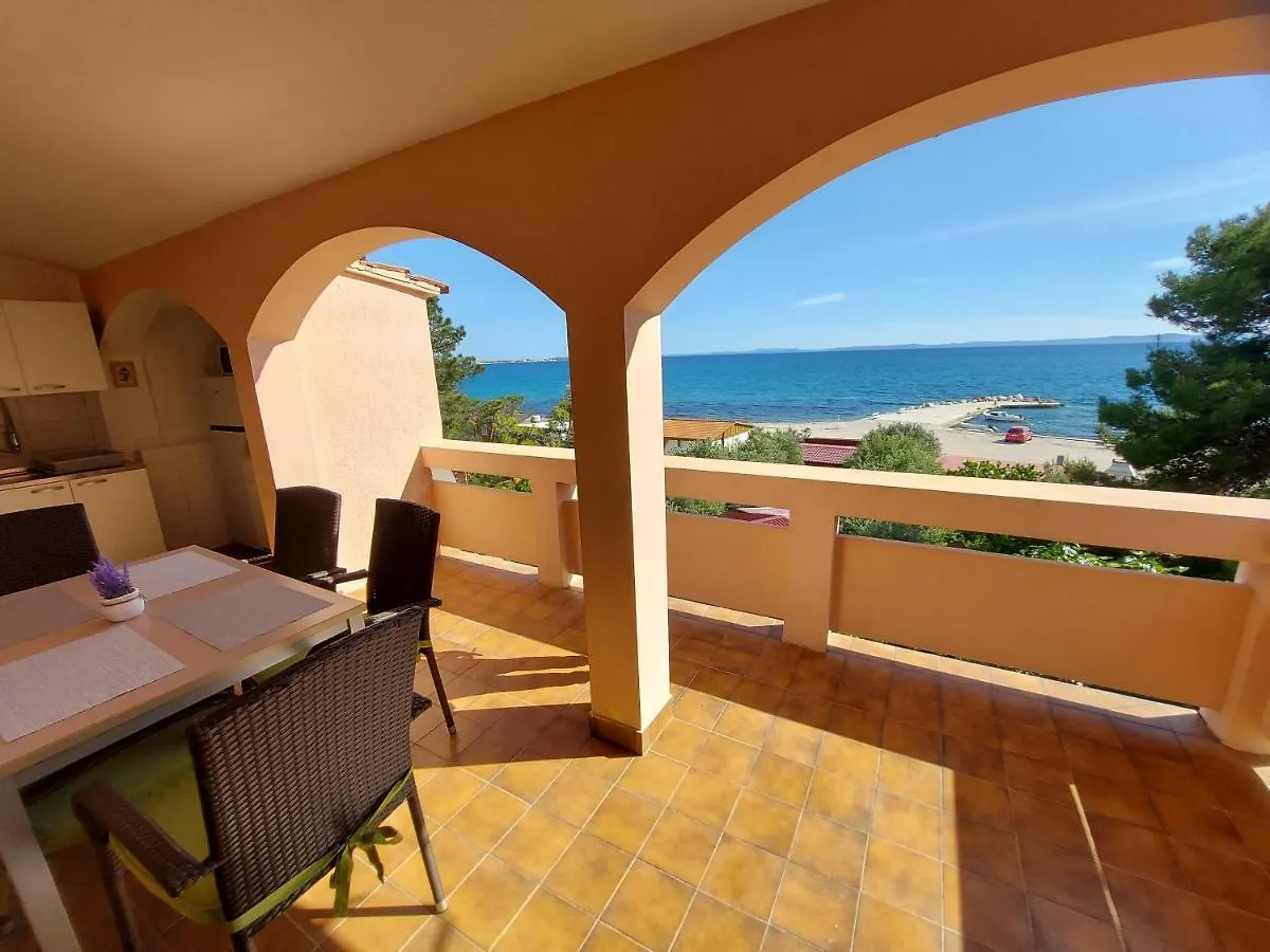 Villa Matea - Vir Apartman